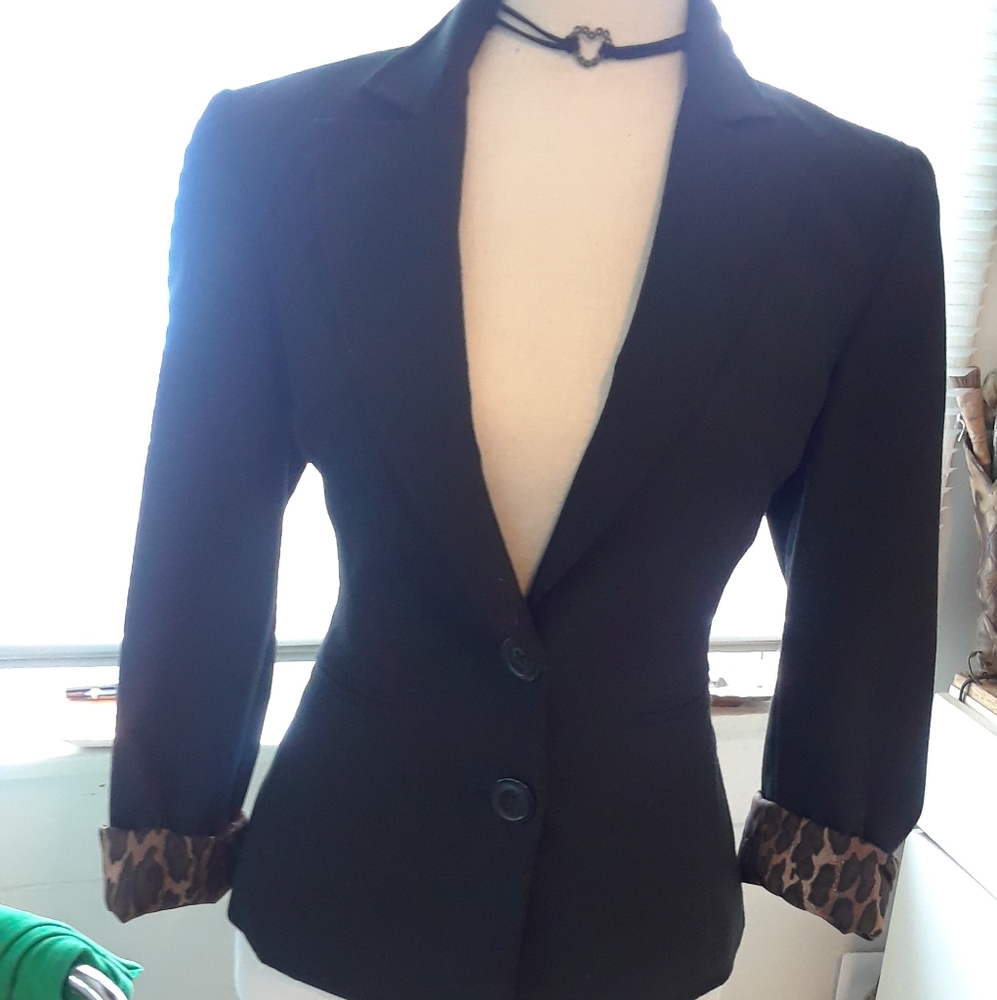 Black fitted blazer